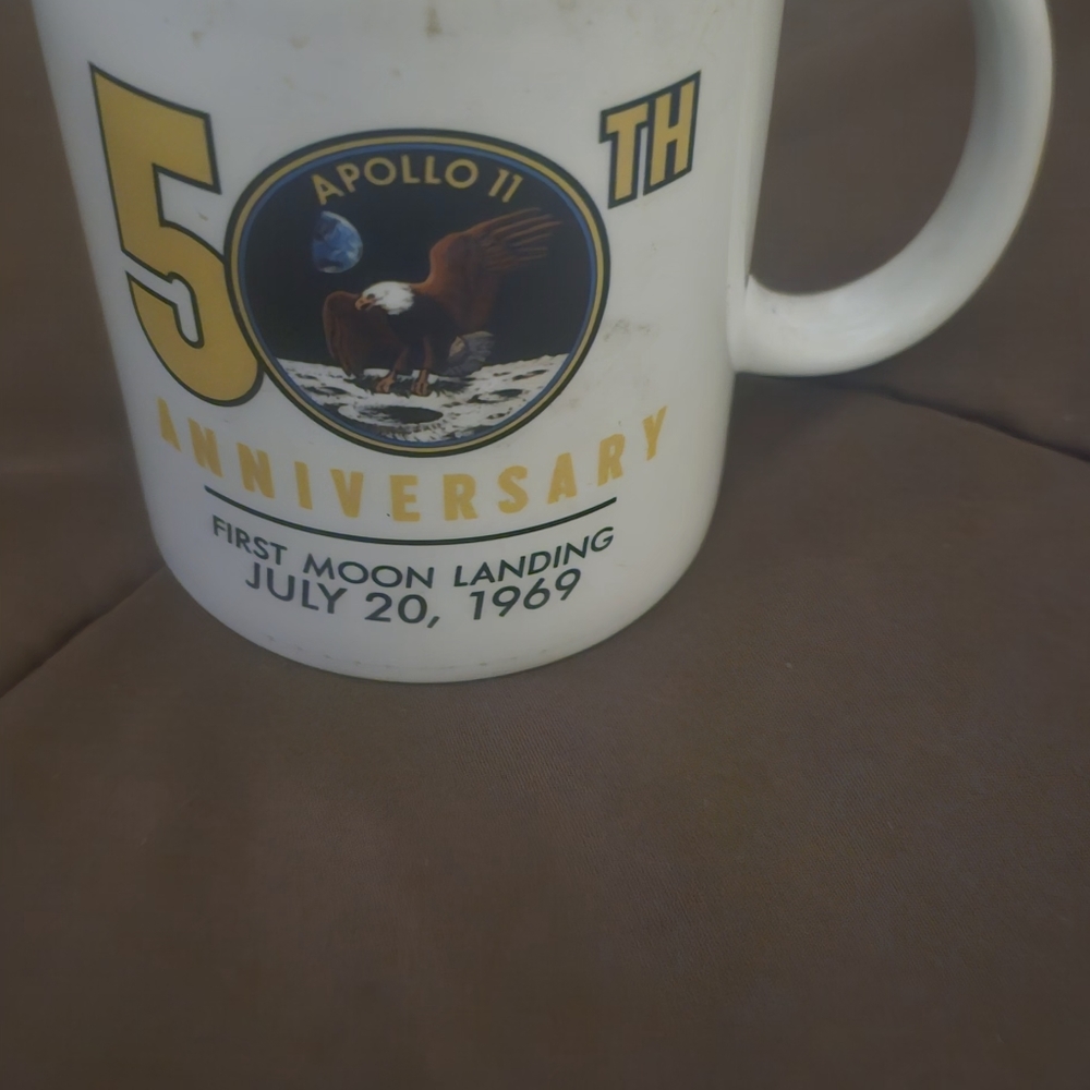 Commemorative mug - Picture 3 of 3